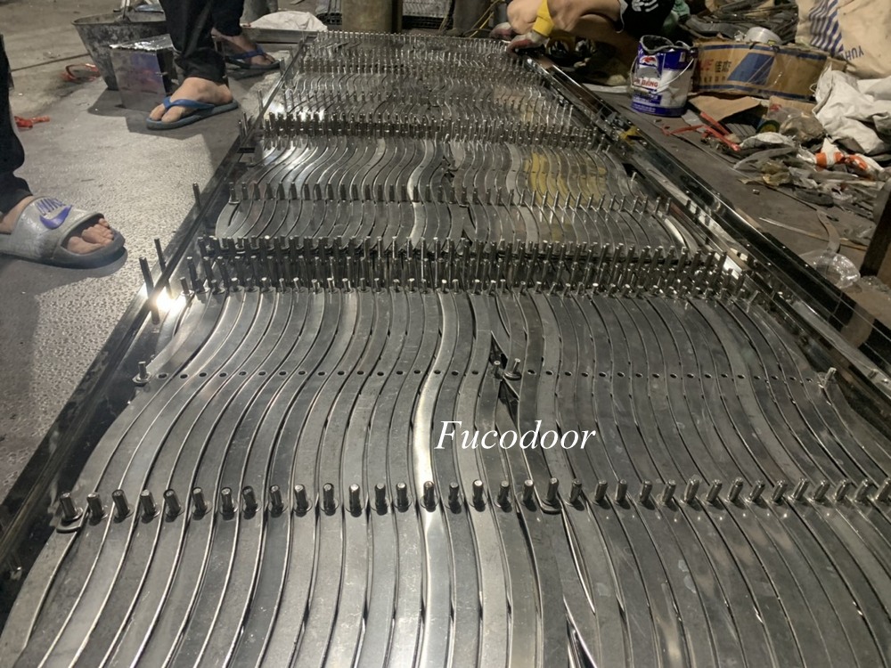 Cửa xếp INOX chống trộm